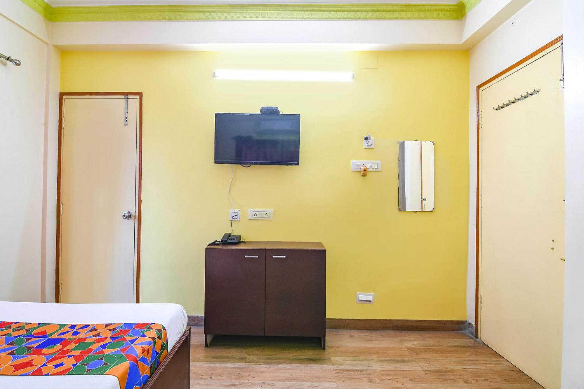 כלכותה Fabhotel Sunflower Inn מראה חיצוני תמונה